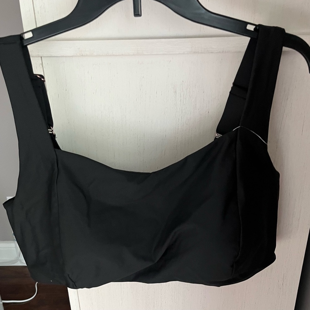 NWT- Womens Calia Carrie Underwood high support swim suit top size 2X